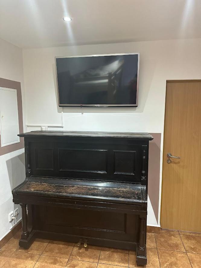 Abc Appartement Unhošť Buitenkant foto